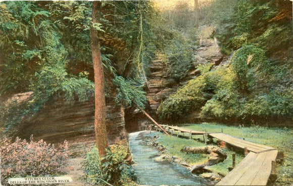 Witches Gulch, Dells of the Wisconsin River, WI-Carey's Emporium
