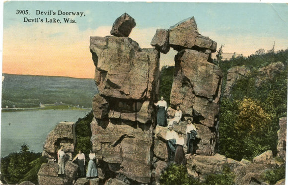 Devil's Doorway, Devil's Lake, WI-Carey's Emporium