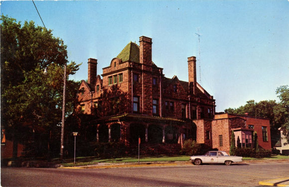 Circus World, Baraboo, WI-Carey's Emporium