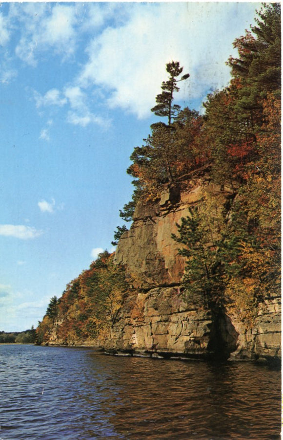 Blackhawk's Head, Wisconsin Dells, WI-Carey's Emporium