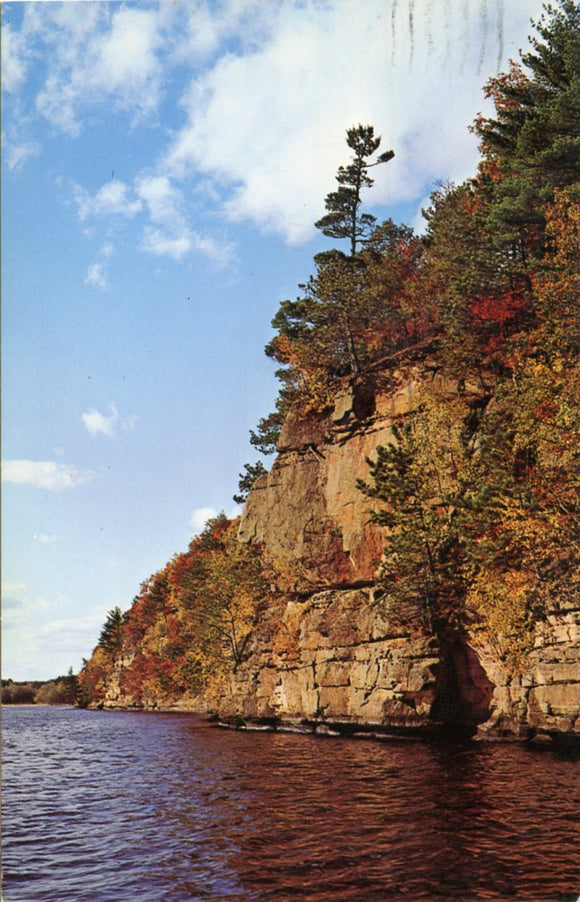 Blackhawk's Head, Wisconsin Dells, WI-Carey's Emporium
