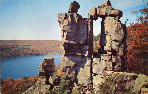 Devil's Doorway, Devil's Lake, Wisconsin, Baraboo, WI-Carey's Emporium