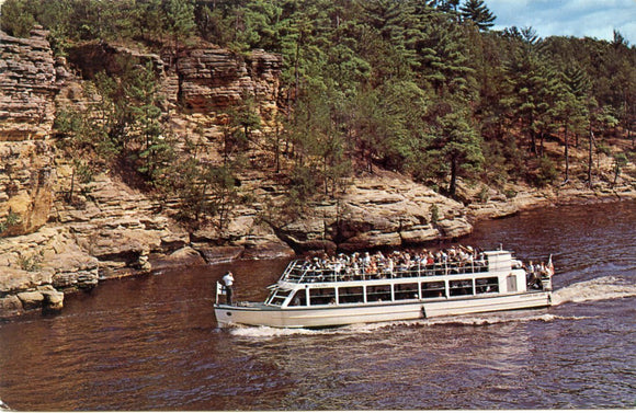 At the Jaws of the Dells, Wisconsin Dells, WI-Carey's Emporium