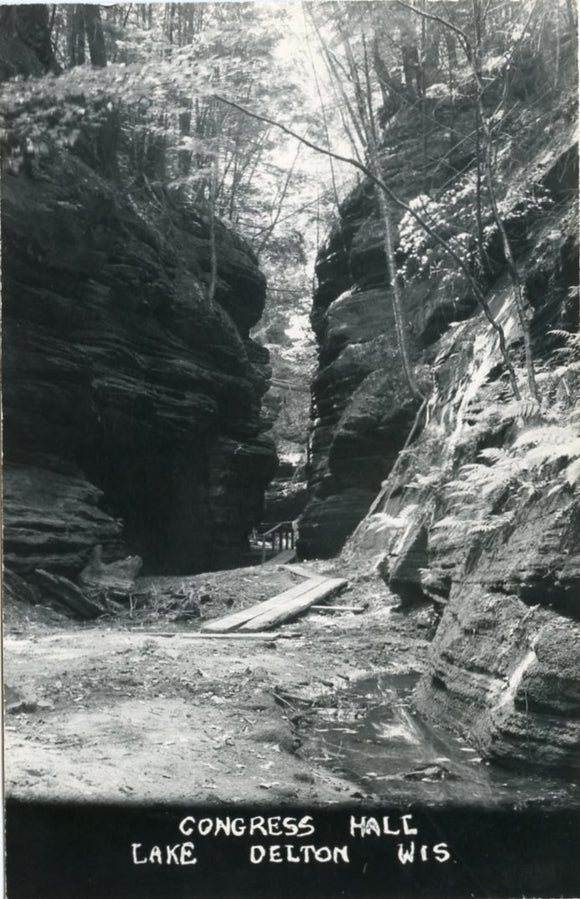 Congress Hall, Lake Delton, WI-Carey's Emporium