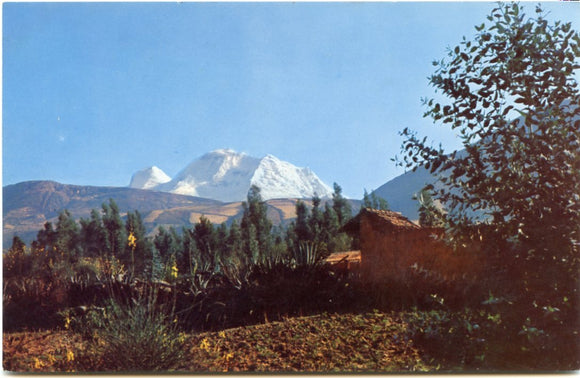Un Paisaje Andino, en el Callejon de Huaylas, con el Huascaran al Fondo, Yungay, Ancash, Peru-Carey's Emporium