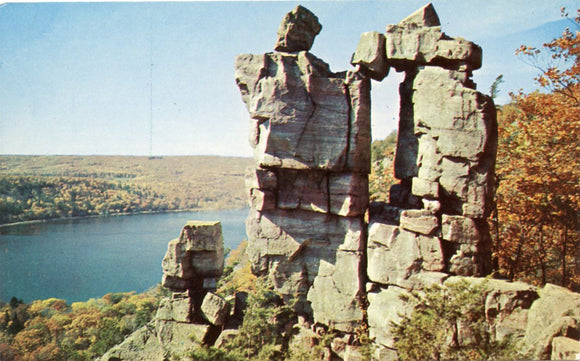 Devil's Doorway, Devil's Lake, Wisconsin, Baraboo, WI-Carey's Emporium