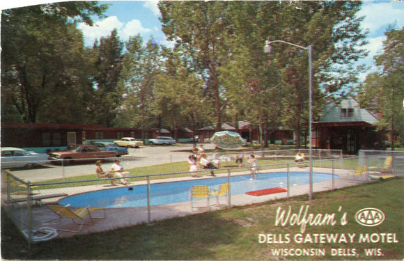 Wolfram's Dells Gateway Motel, Wisconsin Dells, WI-Carey's Emporium