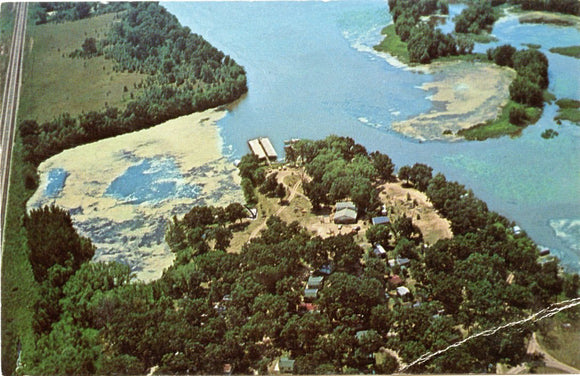 River of Lakes Resort, Bagley, WI-Carey's Emporium