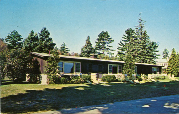 Driftwood Motel Unit, Glidden Lodge, Glidden Drive, Sturgeon Bay, WI-Carey's Emporium