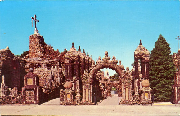 Grotto, West Bend, WI-Carey's Emporium