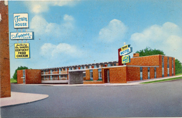 Town House Supper Club, Featuring Col. Sanders Kentucky Fried Chicken, Oshkosh, WI-Carey's Emporium