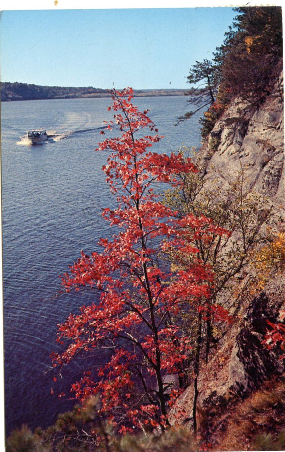 Witches Cliffs, Wisconsin Dells, WI-Carey's Emporium
