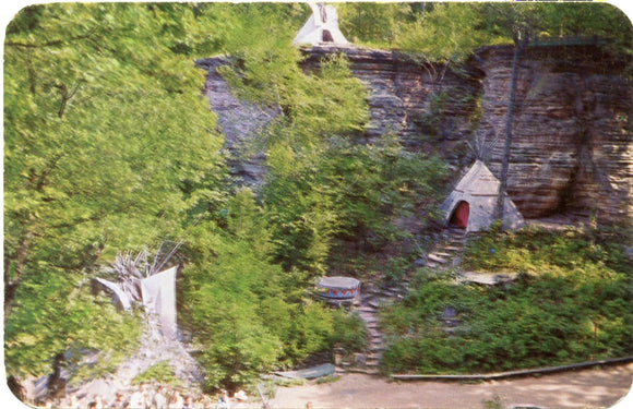 World Famous Stand Rock Amphitheatre, Wisconsin Dells, WI-Carey's Emporium