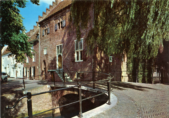 Tinnenburg, Amersfoort-Carey's Emporium