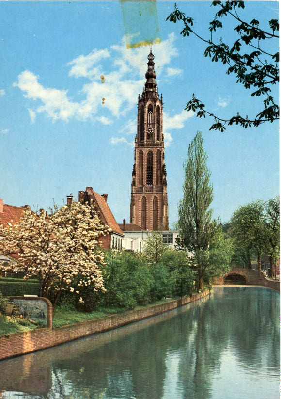 O. L. Vrouwetoren, Amersfoort-Carey's Emporium