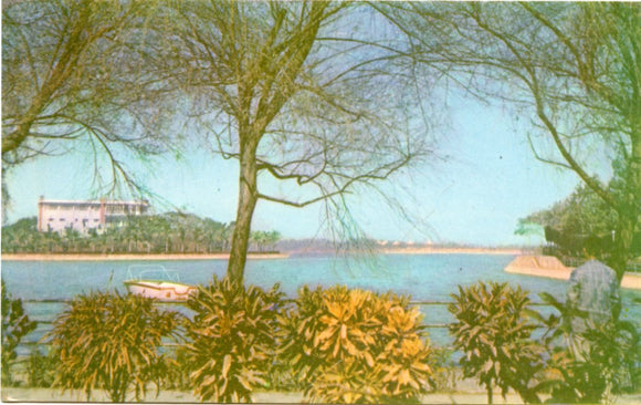 Lake Tai-pei-Carey's Emporium