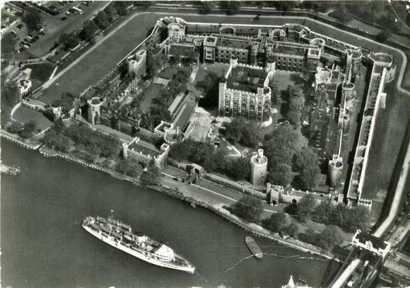 Tower of London, Air View, London - Carey's Emporium