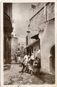 Une Rue de la Casbah, Tanger-Carey's Emporium