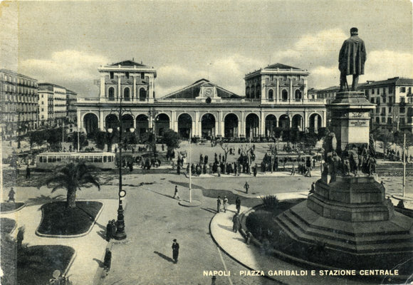 Napoli, Piazza Garibaldi e Stazione Centrale [Postcard]