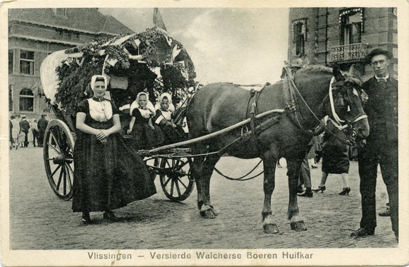 Vlissingen, Versierde Walcherse Boeren Huifkar [Postcard]