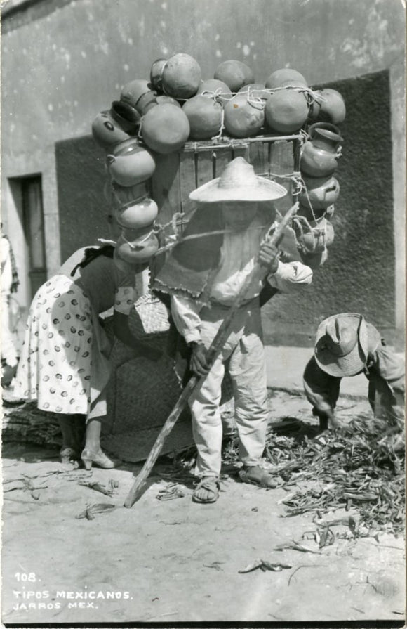 Tipos Mexicanos, Jarros, Mex. [Postcard]