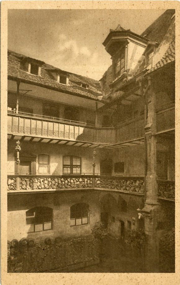 Nurnberg Historiischer Hof Tucherstr. [Postcard]