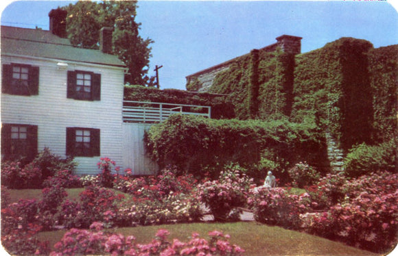 The Dulany Mahan Memorial Garden beside the Mark Twain Home in Hannibal, MO [Postcard]